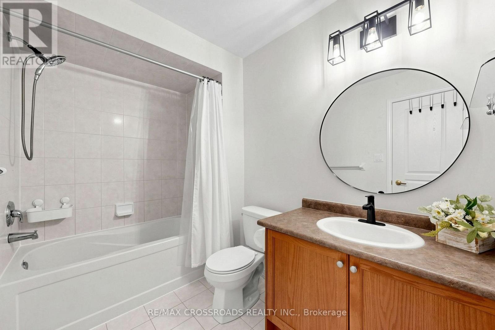 78 Vera Lynn Crescent, Whitchurch-Stouffville, ON photo 32