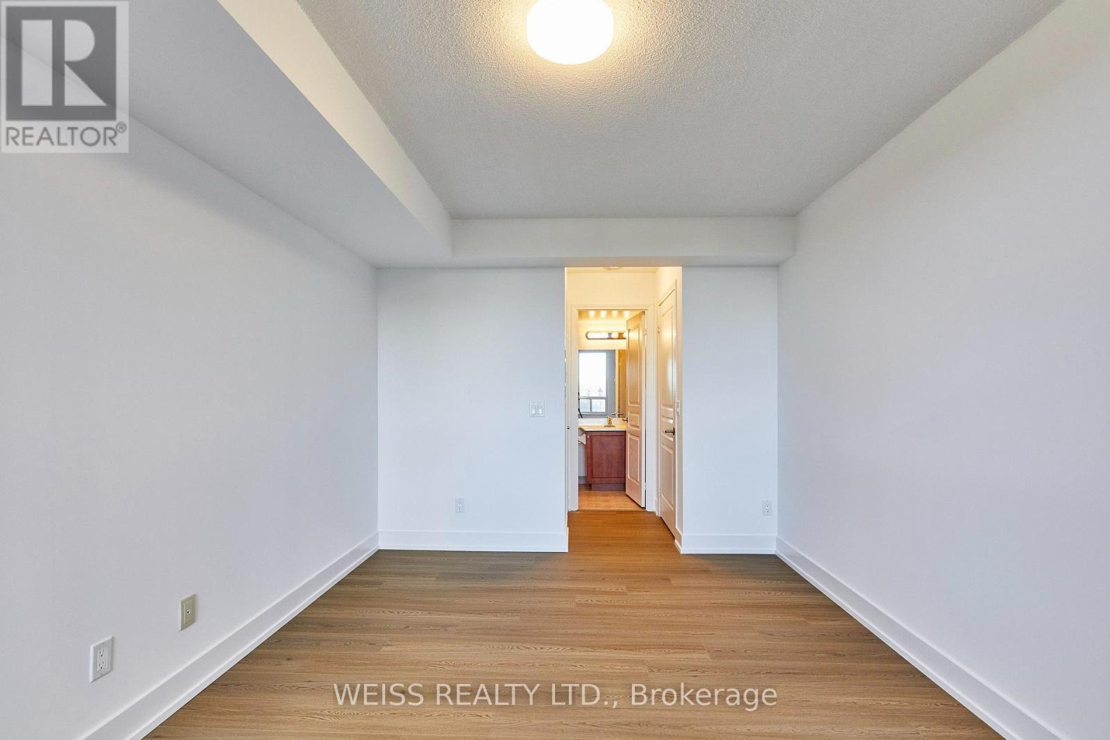 205- 330 Red Maple Road, Richmond Hill, ON photo 15