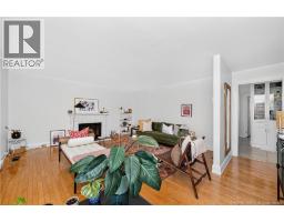 37 Winter Avenue, photo 10