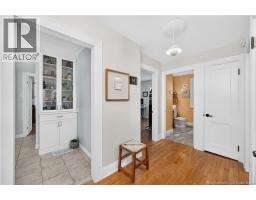 37 Winter Avenue, photo 11