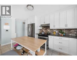 37 Winter Avenue, photo 22