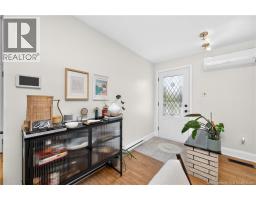 37 Winter Avenue, photo 4