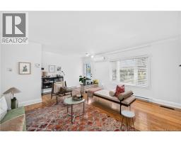 37 Winter Avenue, photo 8