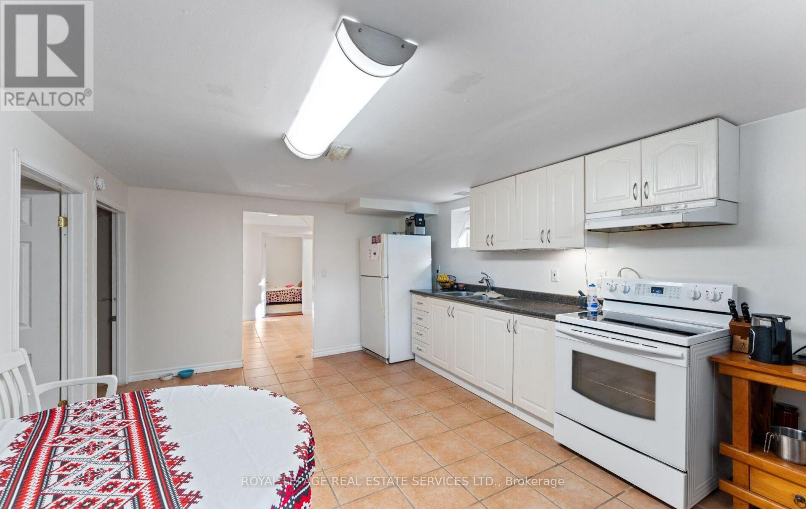 90 Silverhill Drive, Toronto, ON photo 19