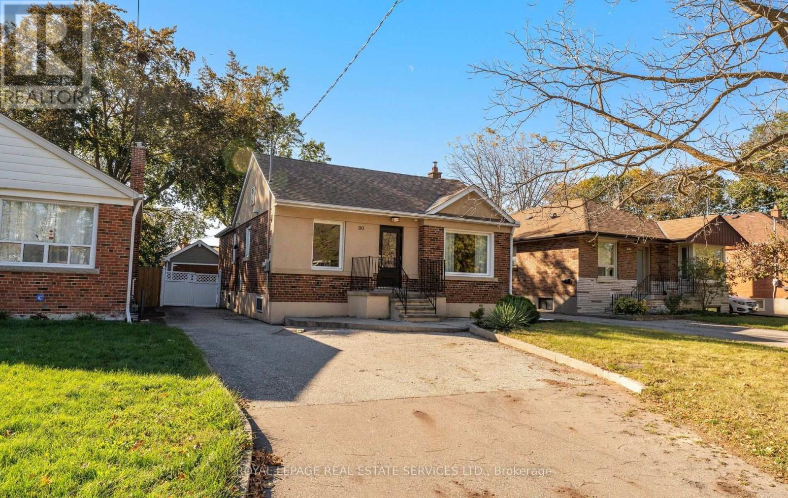 90 Silverhill Drive, Toronto, ON photo 2