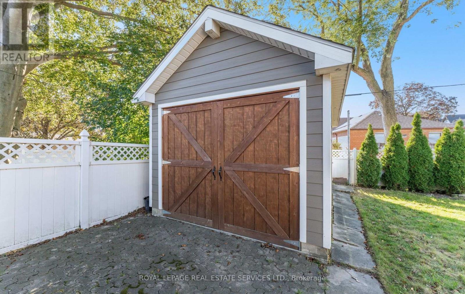 90 Silverhill Drive, Toronto, ON photo 25