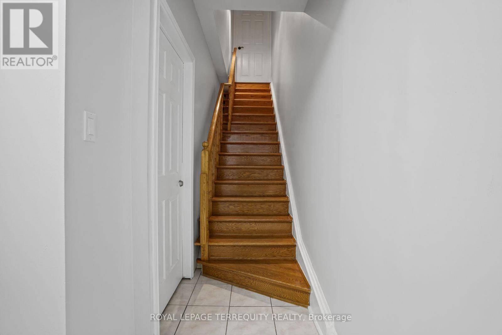 958 The Queensway, Toronto, ON photo 4