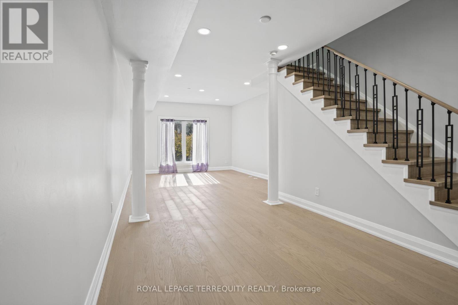 958 The Queensway, Toronto, ON photo 9