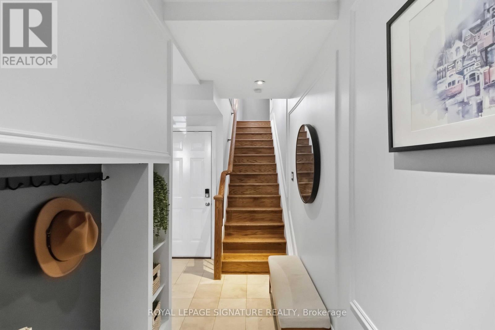 31 Furrow Lane, Toronto, ON photo 3
