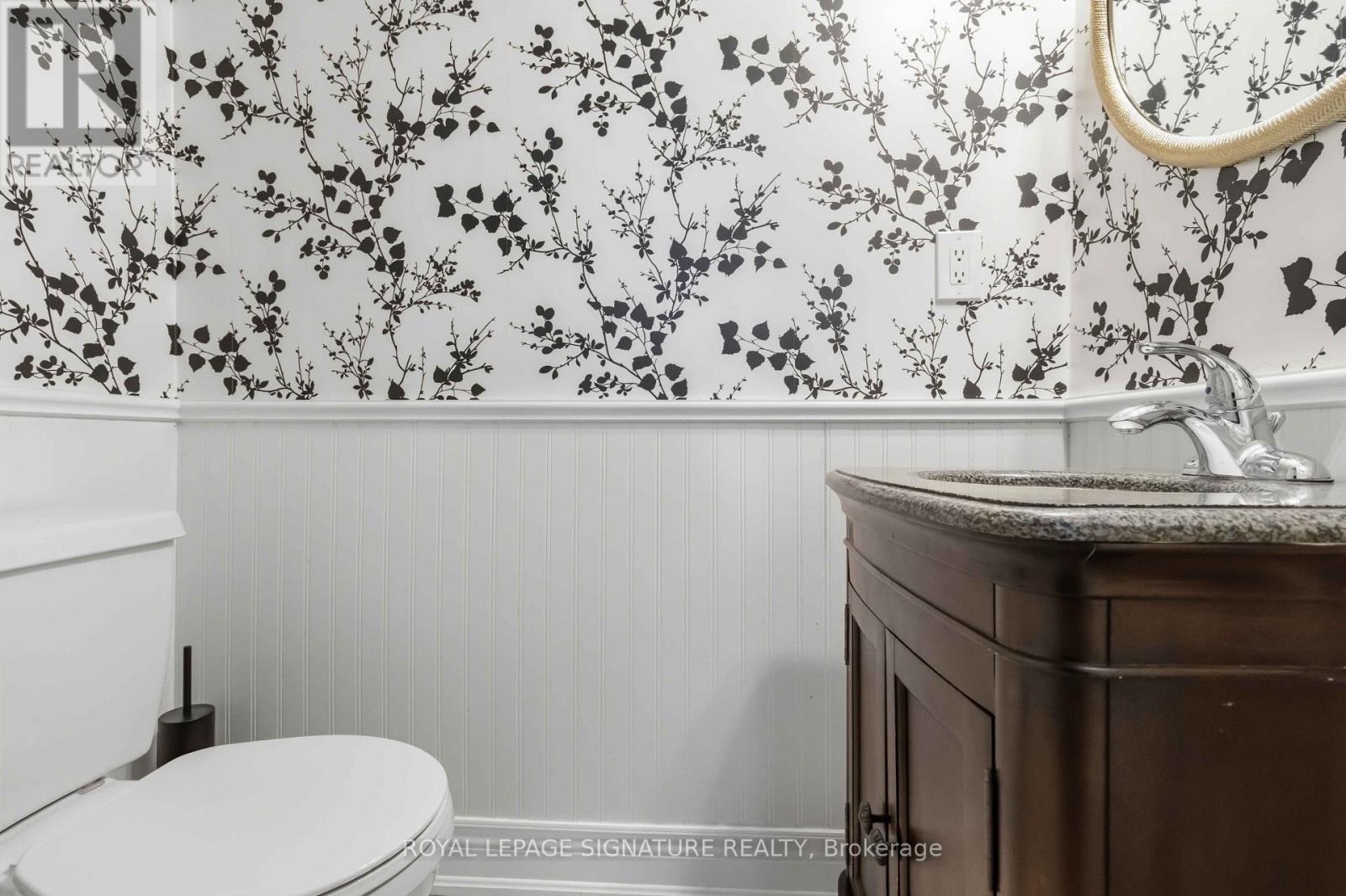 31 Furrow Lane, Toronto, ON photo 7