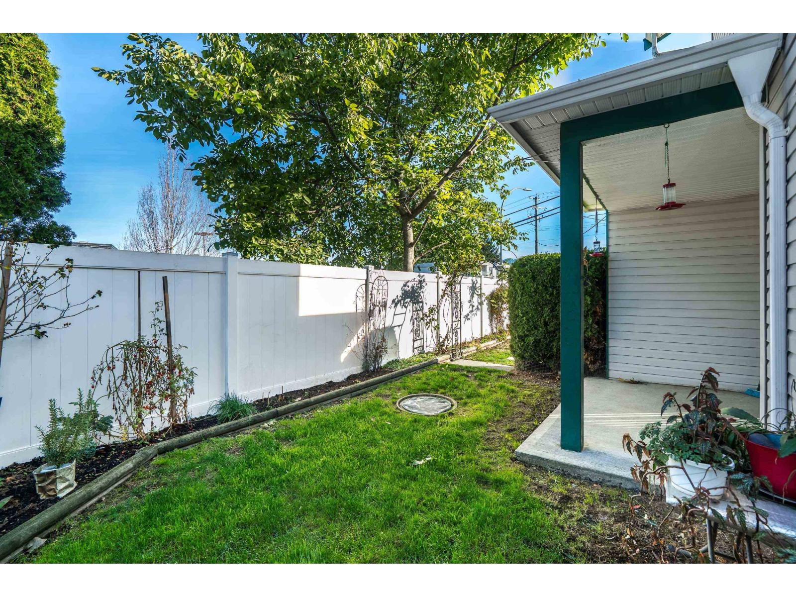 Photo of 101 5765 VEDDER ROAD, Garrison Crossing 8