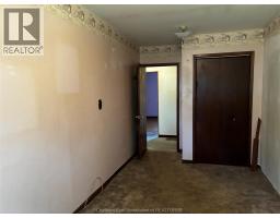 81 Dundas Street, Wallaceburg, ON N8A2J3 Photo 13