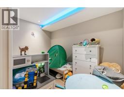 139 Euclid Avenue, Toronto, ON M6J2J8 Photo 24