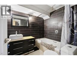 139 Euclid Avenue, Toronto, ON M6J2J8 Photo 25