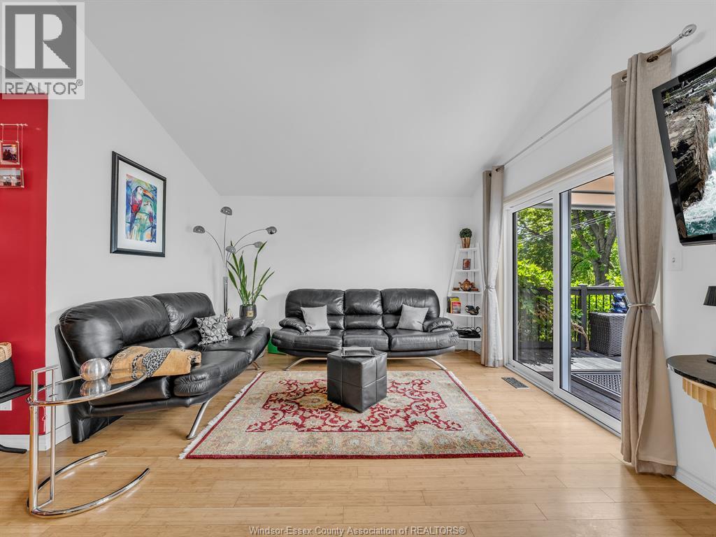 1161 PRADO PLACE - 11