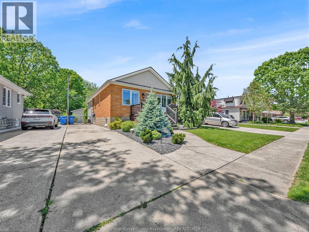 1161 PRADO PLACE - 2