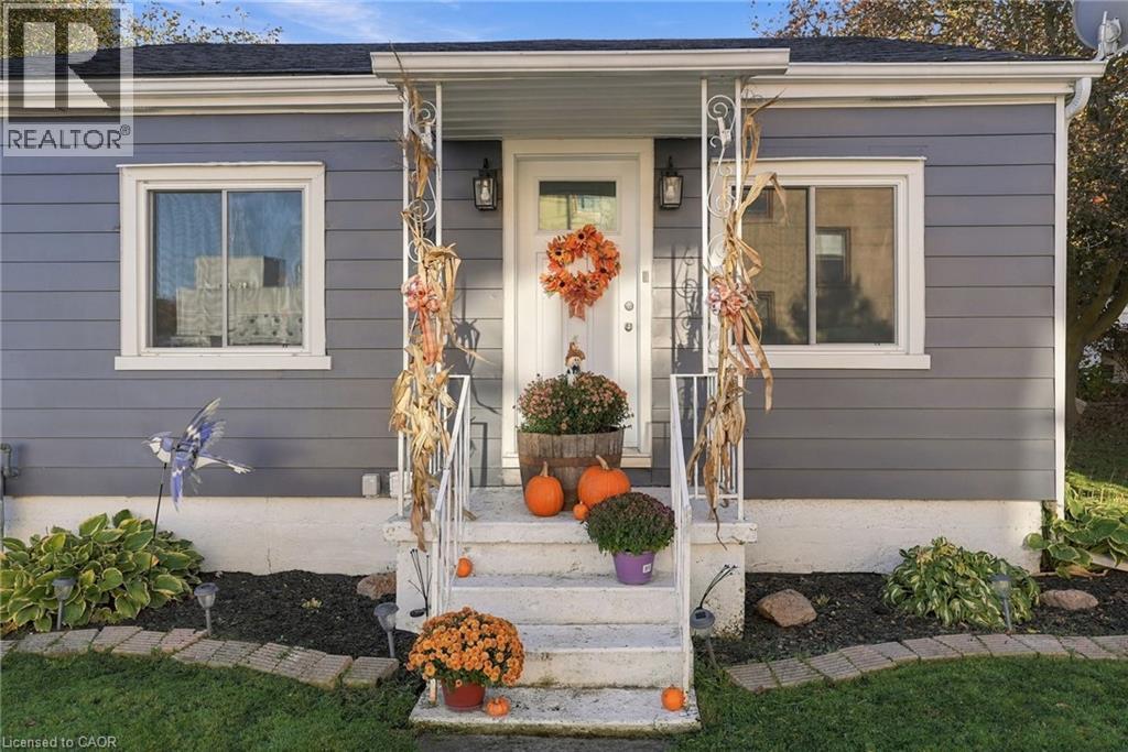 334 DAVIDSON Avenue N, Listowel — photo 4