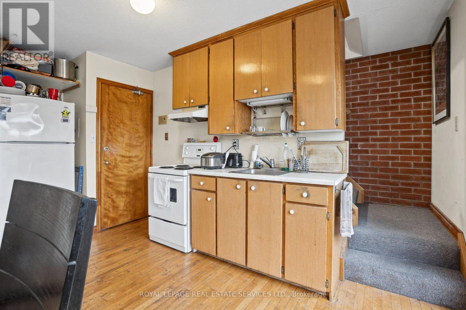 3 HARSHAW AVENUE - 33