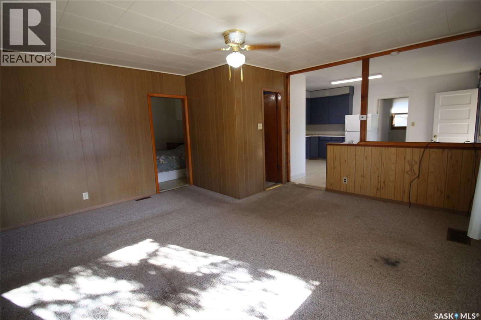 204 1st STREET E, Climax — photo 8