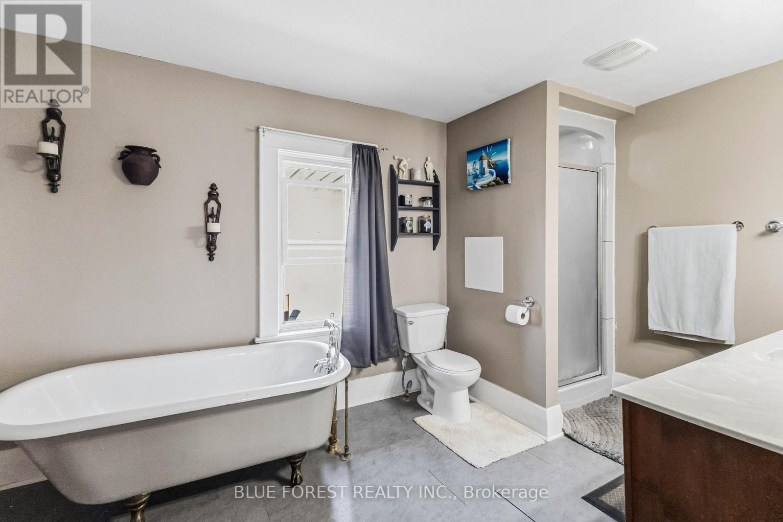 1228 RICHMOND STREET - 15