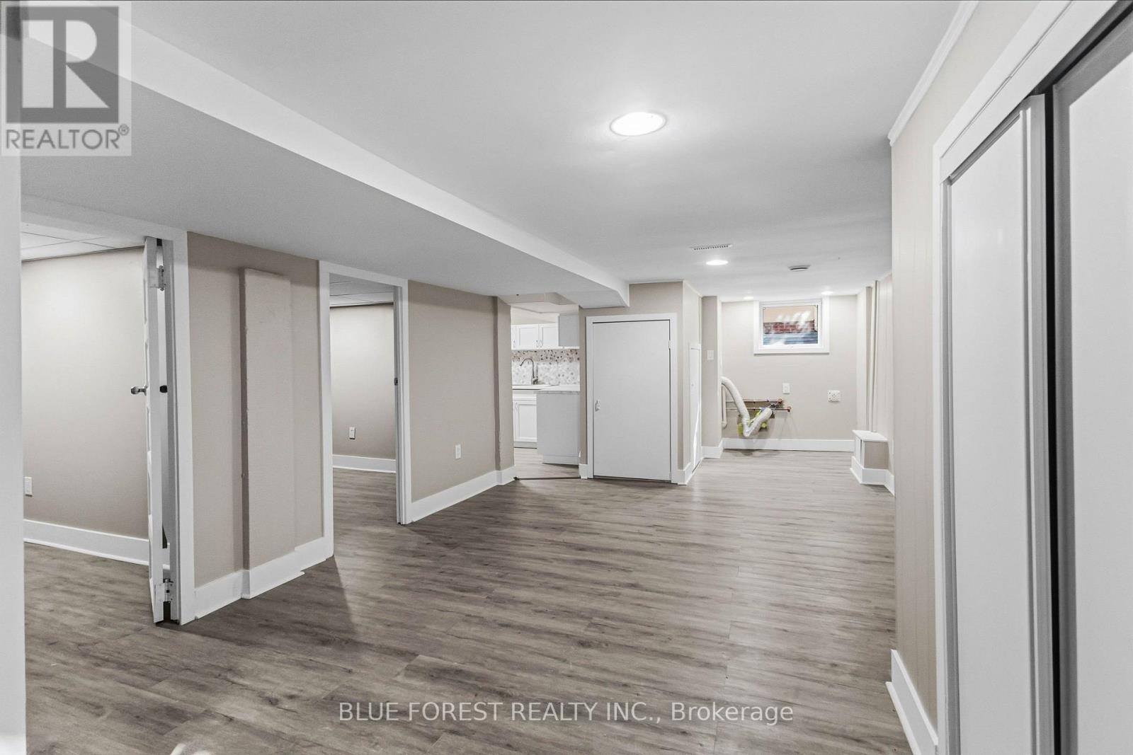 1228 RICHMOND STREET - 24