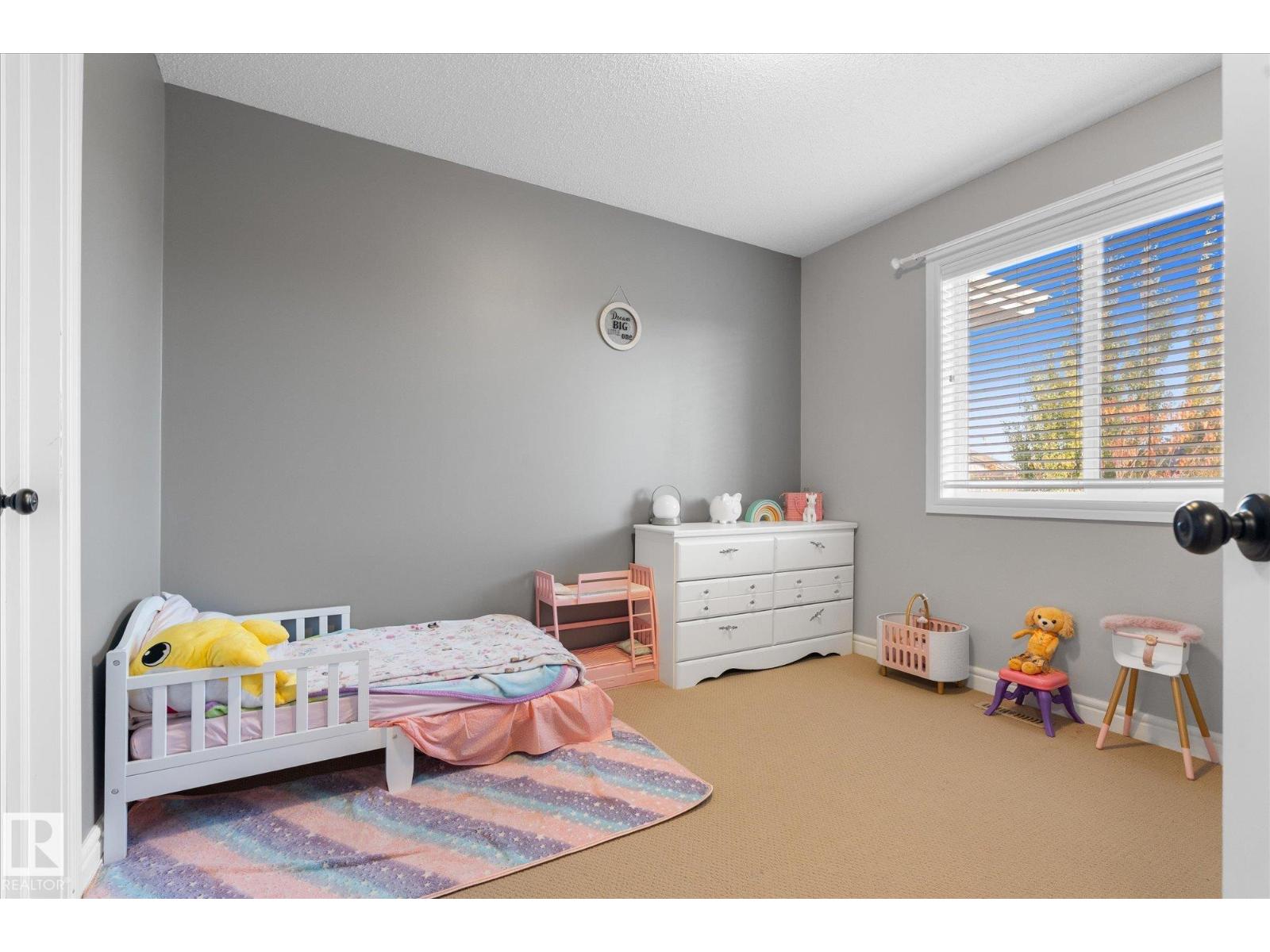 20 Caragana Way, photo 26