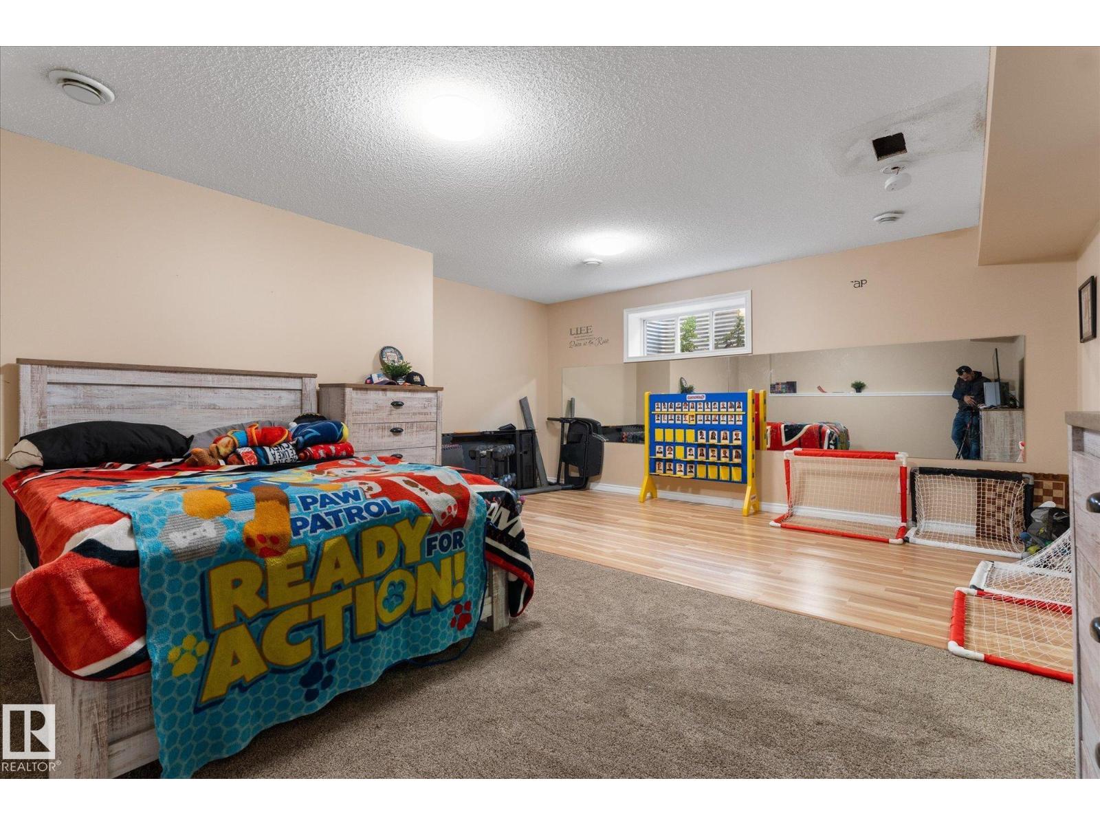 20 Caragana Way, photo 32