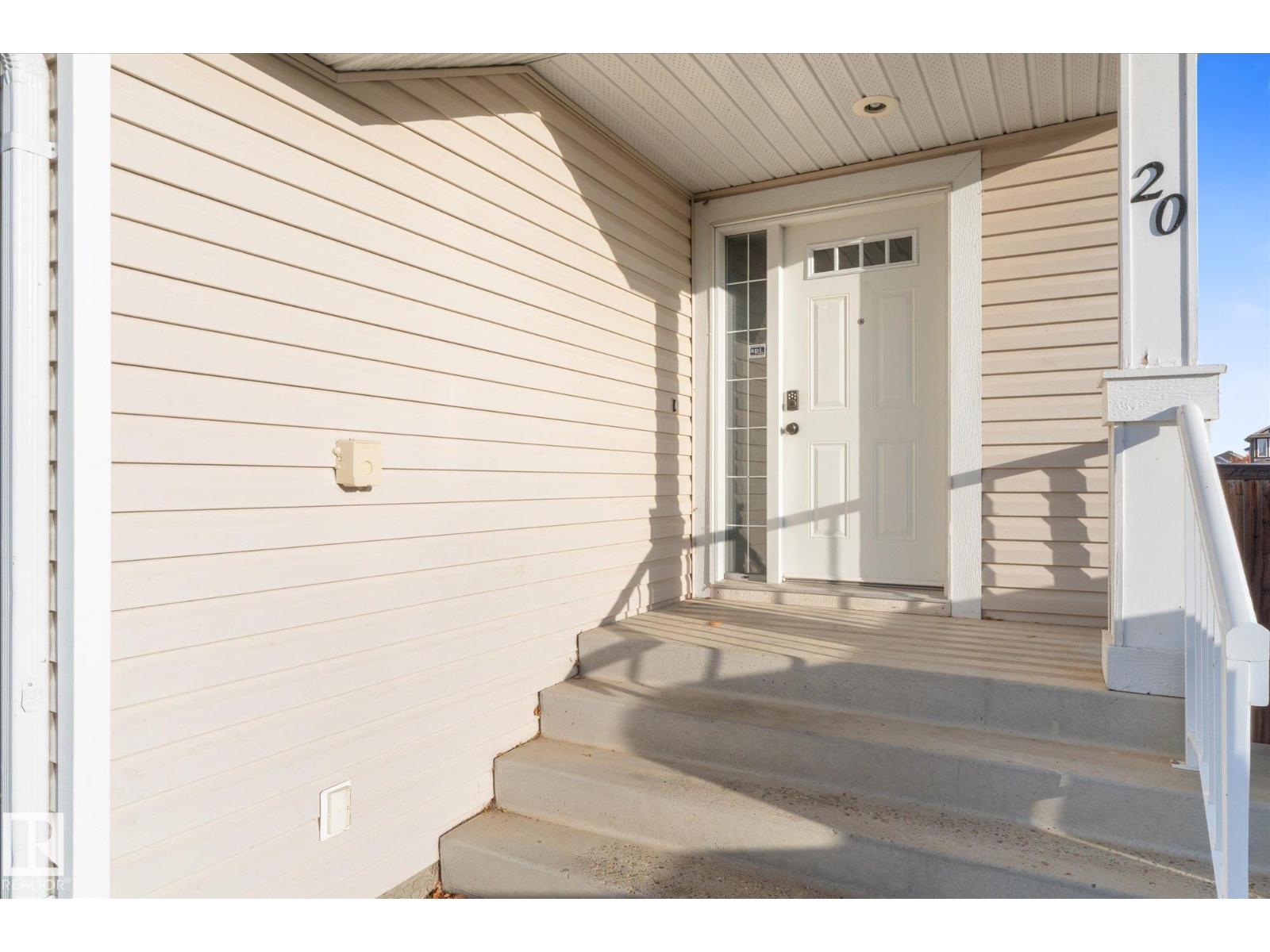 20 Caragana Way, photo 6