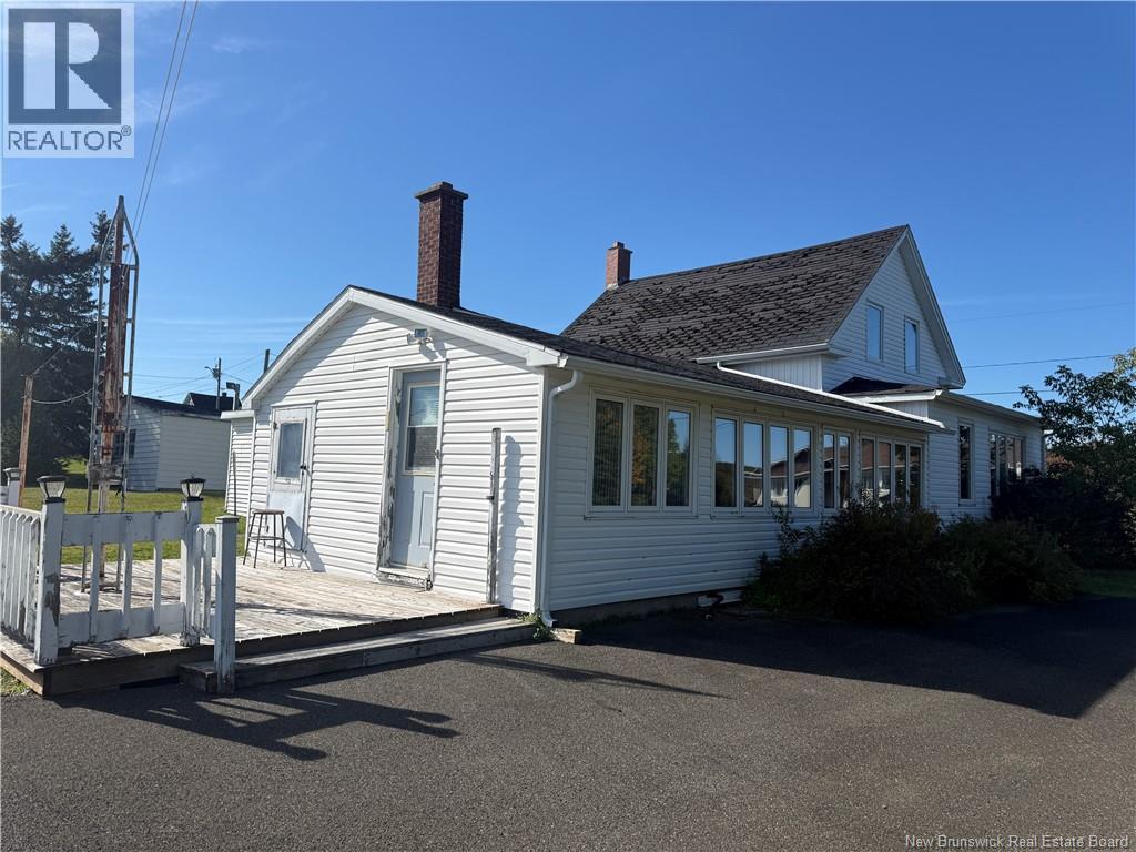 792 Rue Basque photo 3