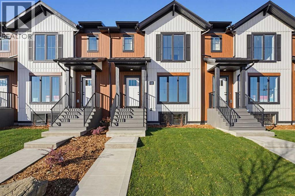 Photo of 38 Station Drive, Sylvan Lake