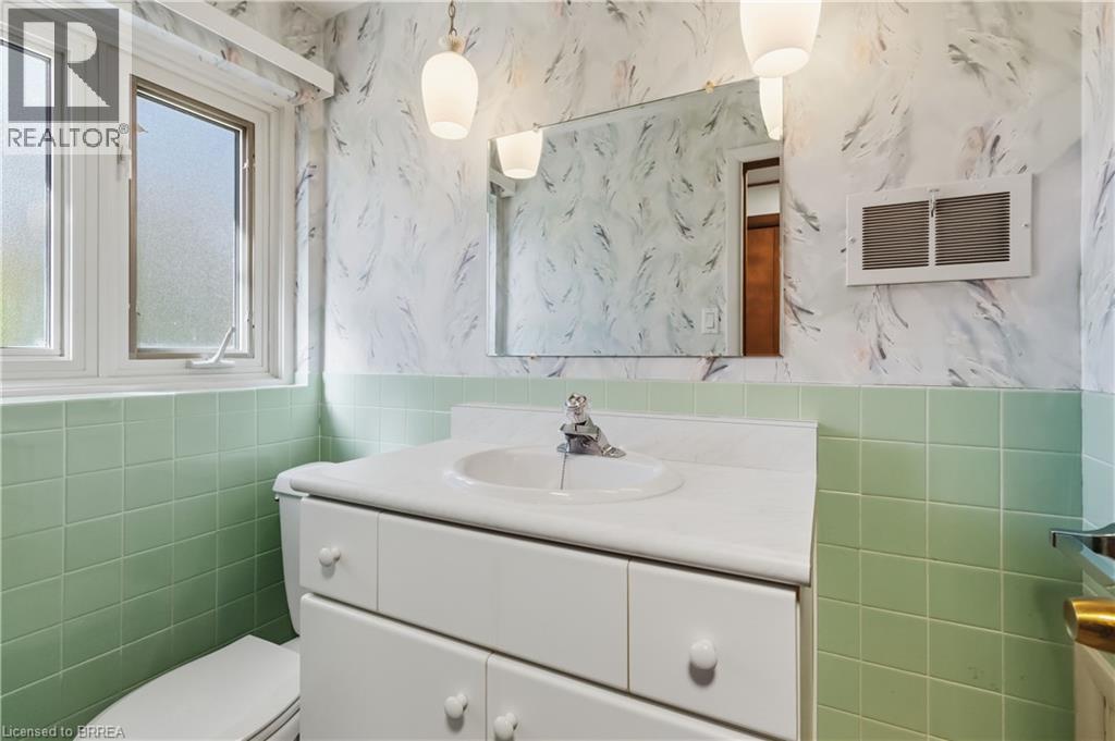 47 EVERGREEN Crescent - 23