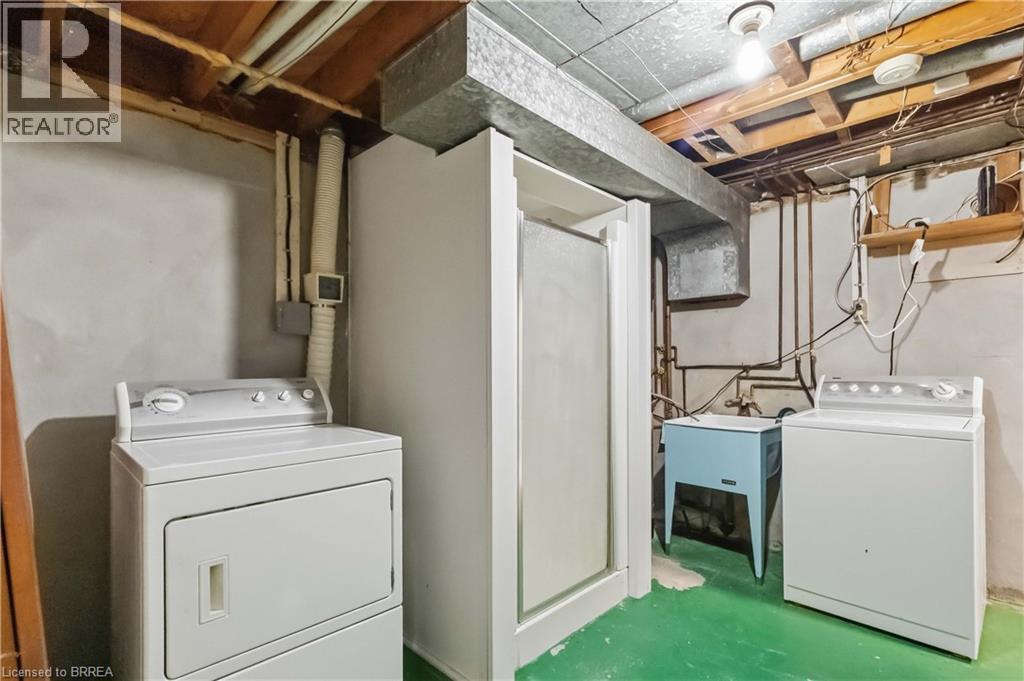 47 EVERGREEN Crescent - 27