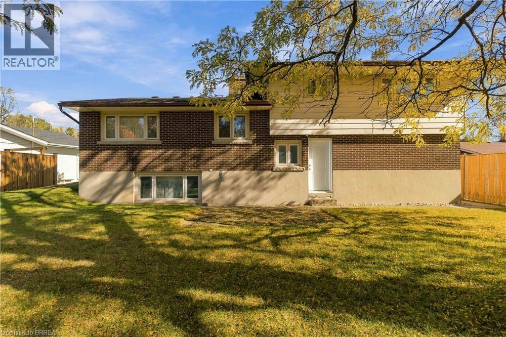 47 EVERGREEN Crescent - 32