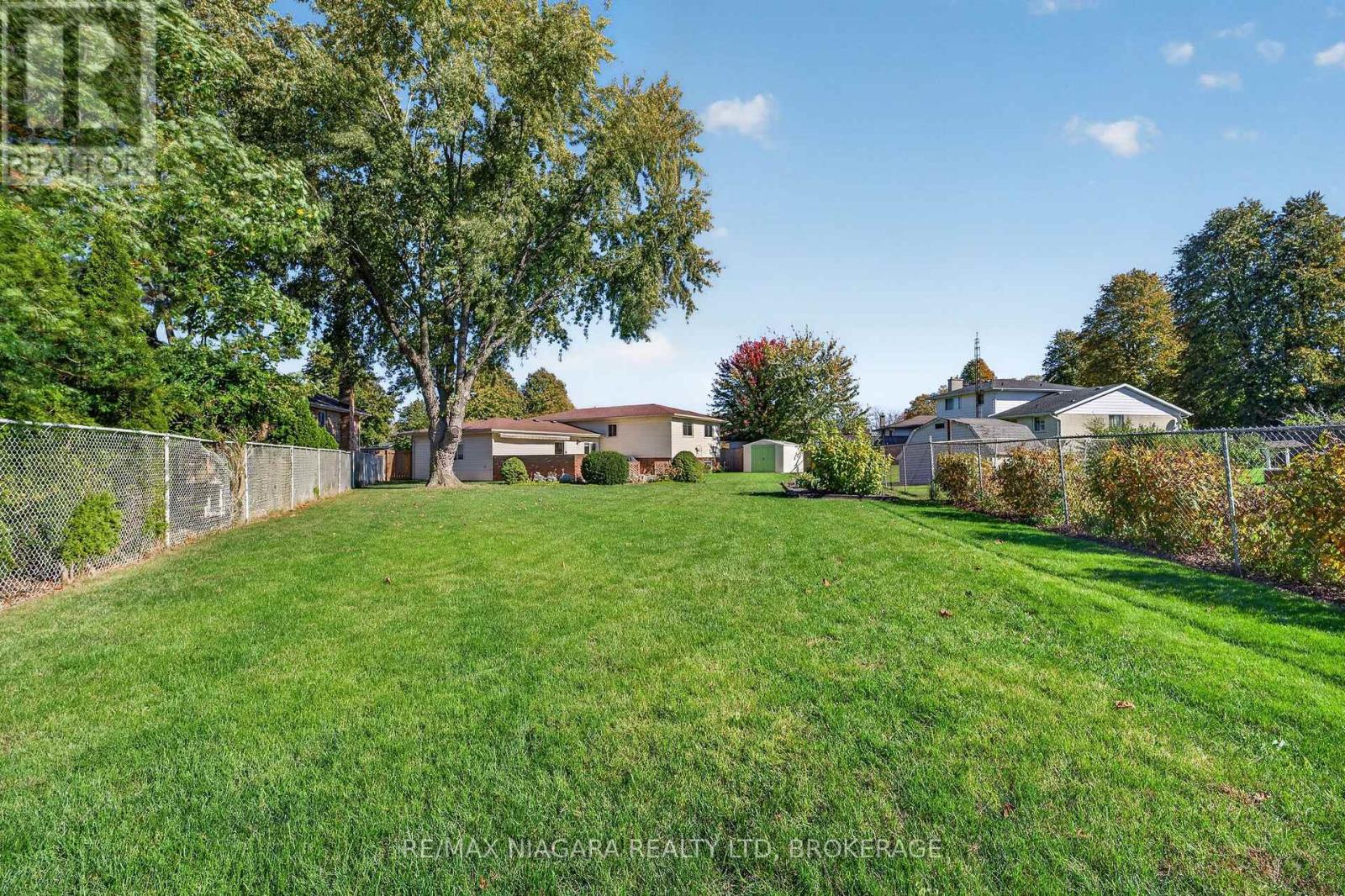8230 LEXINGTON COURT - 39