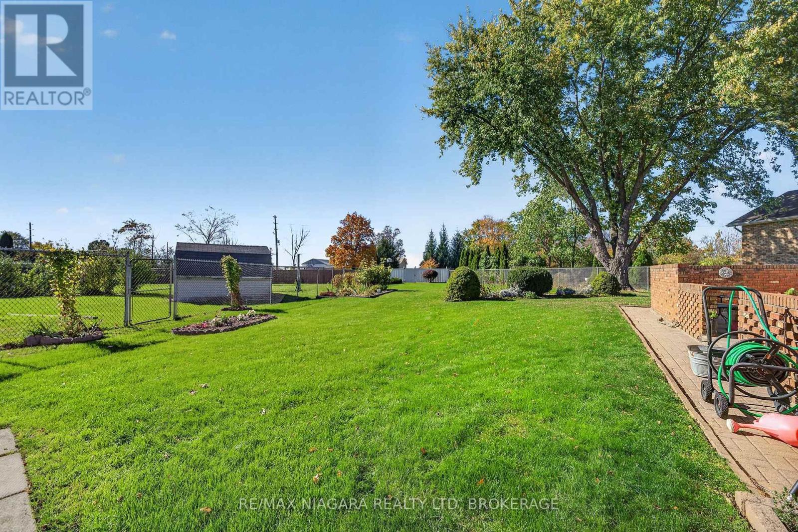 8230 LEXINGTON COURT - 40