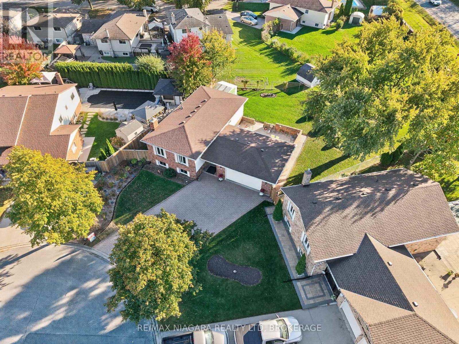 8230 LEXINGTON COURT - 6
