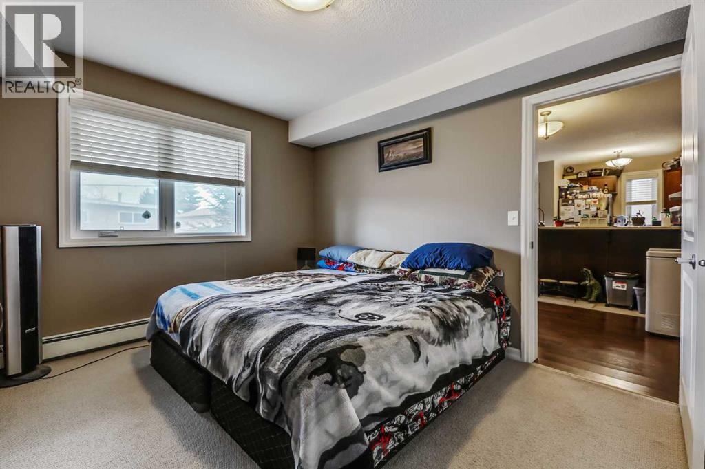 7714 - 7716 Bowness Road NW photo 9