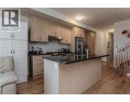 Great room - 1402 Almonte Drive, Burlington, ON L7P0V8 Photo 7