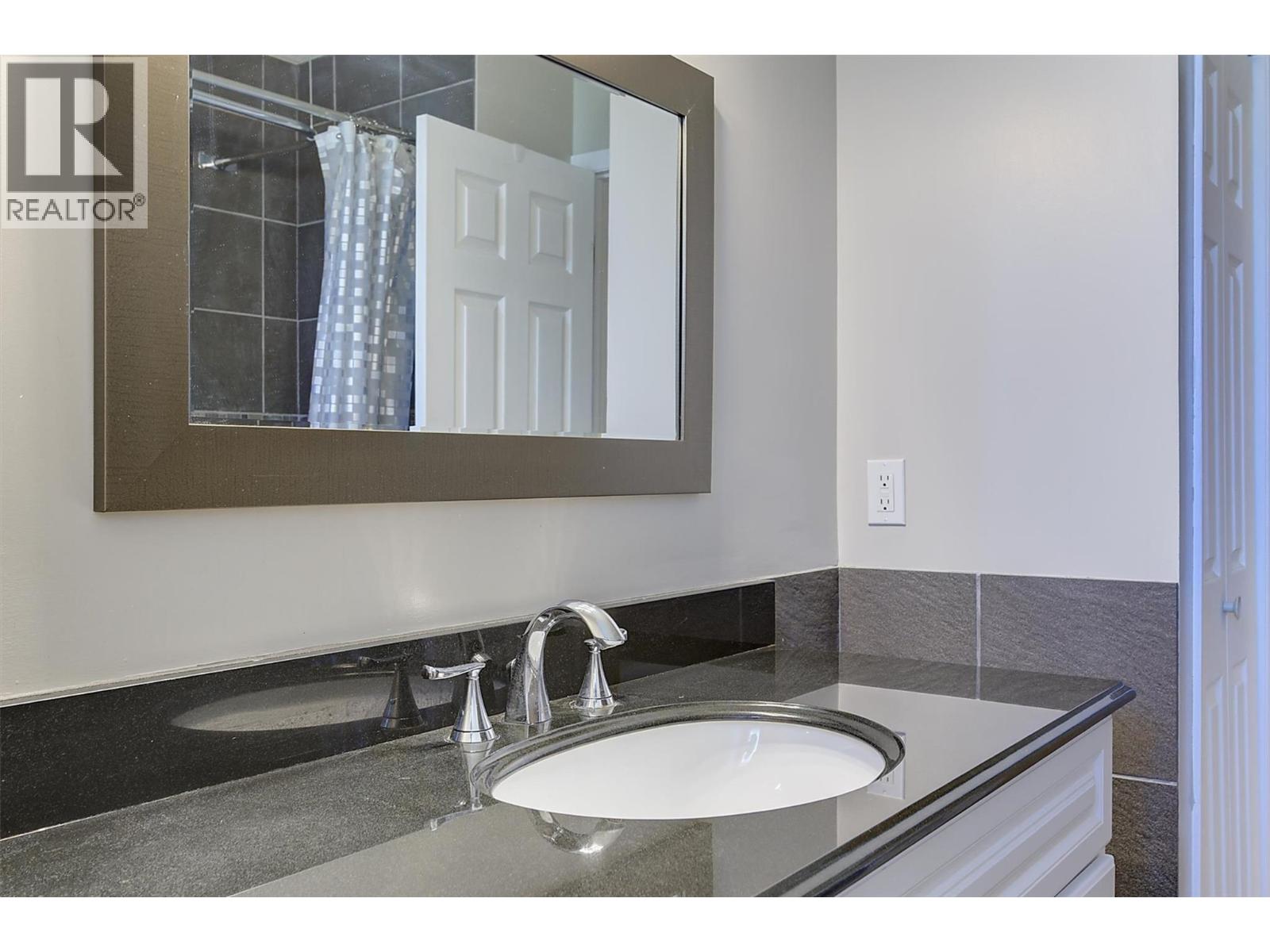5451 Whelan Road - 53