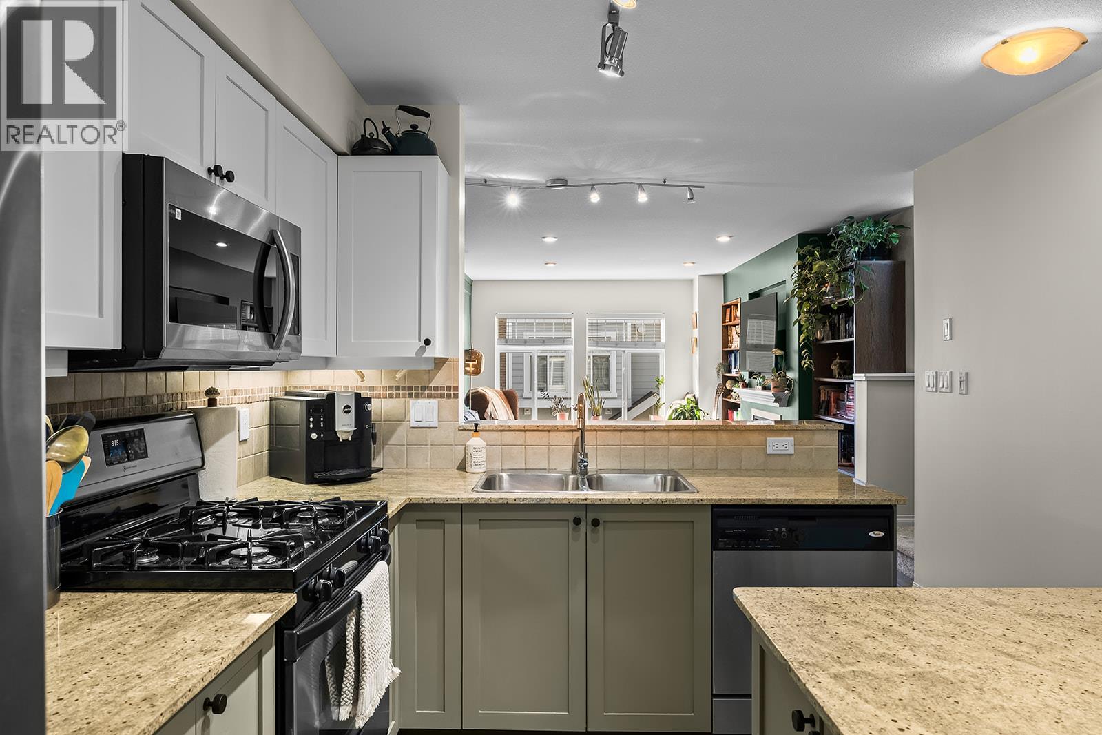 1853 Parkview Crescent Unit# 21, Kelowna