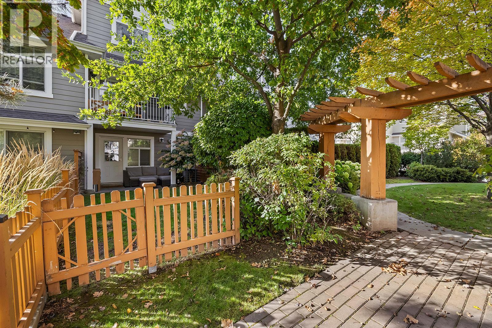 1853 Parkview Crescent Unit# 21, Kelowna