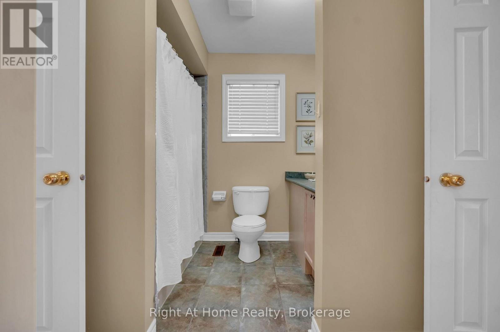 47 Welsh Street, Ajax, ON photo 37