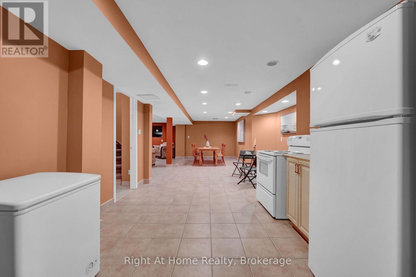 47 Welsh Street, Ajax, ON photo 44