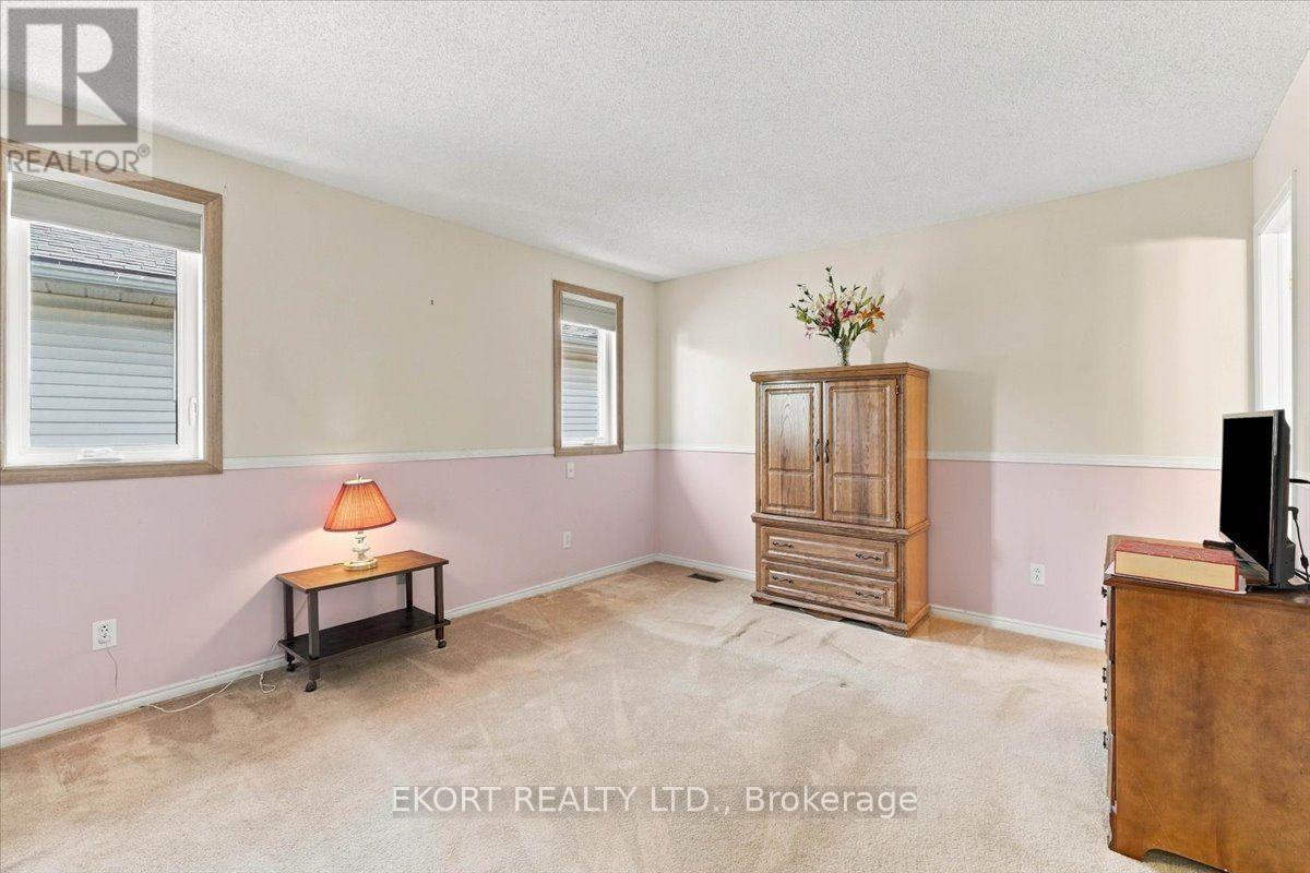 81 Parkview Heights, Quinte West, ON photo 18