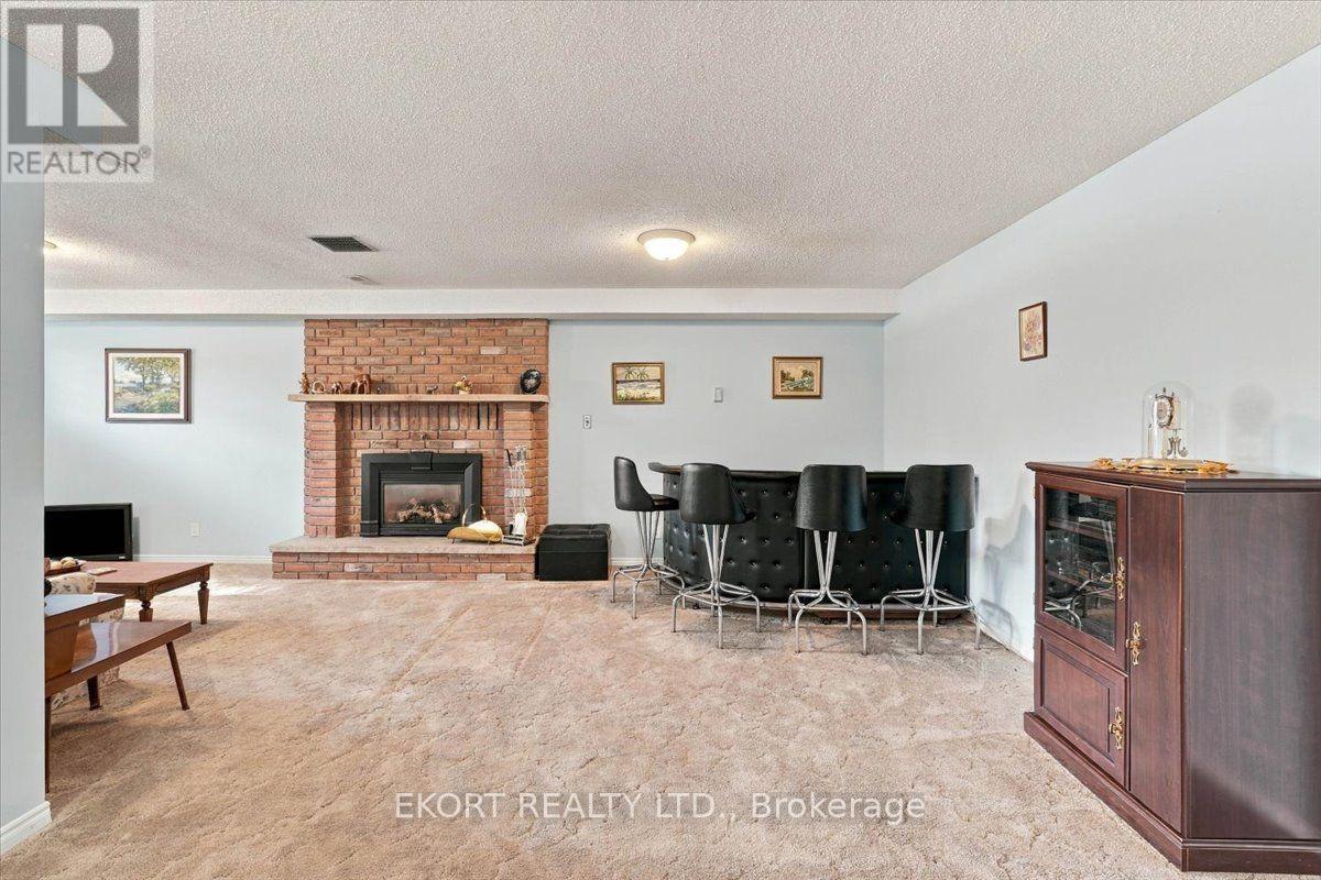 81 Parkview Heights, Quinte West, ON photo 21