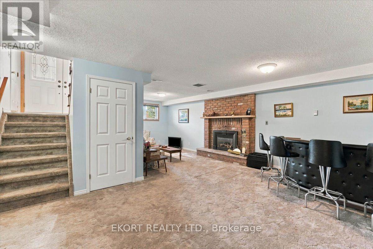 81 Parkview Heights, Quinte West, ON photo 22