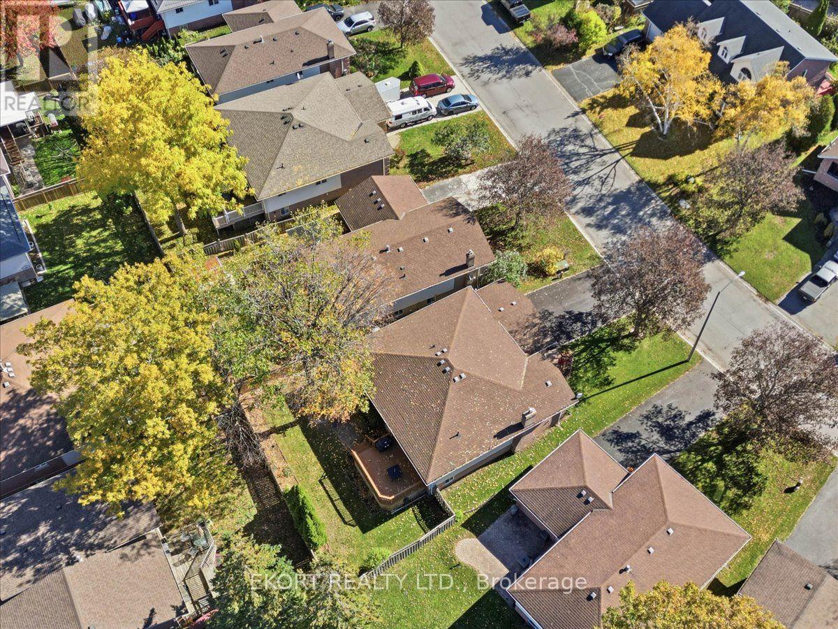 81 PARKVIEW HEIGHTS - 36