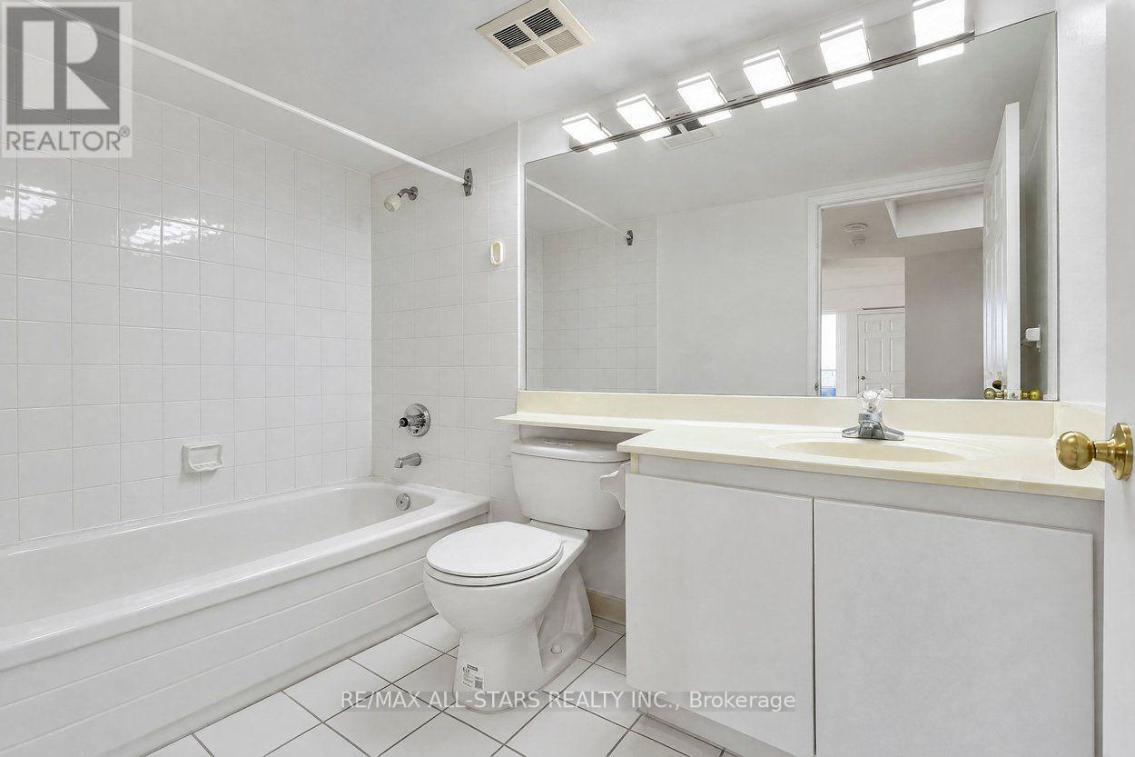 #1505 18 HILLCREST AVENUE - 26