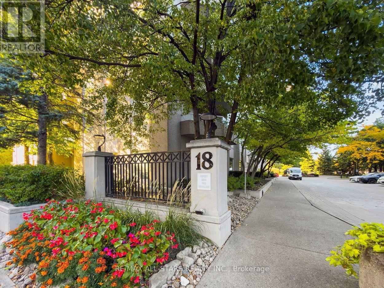 #1505 18 HILLCREST AVENUE - 44