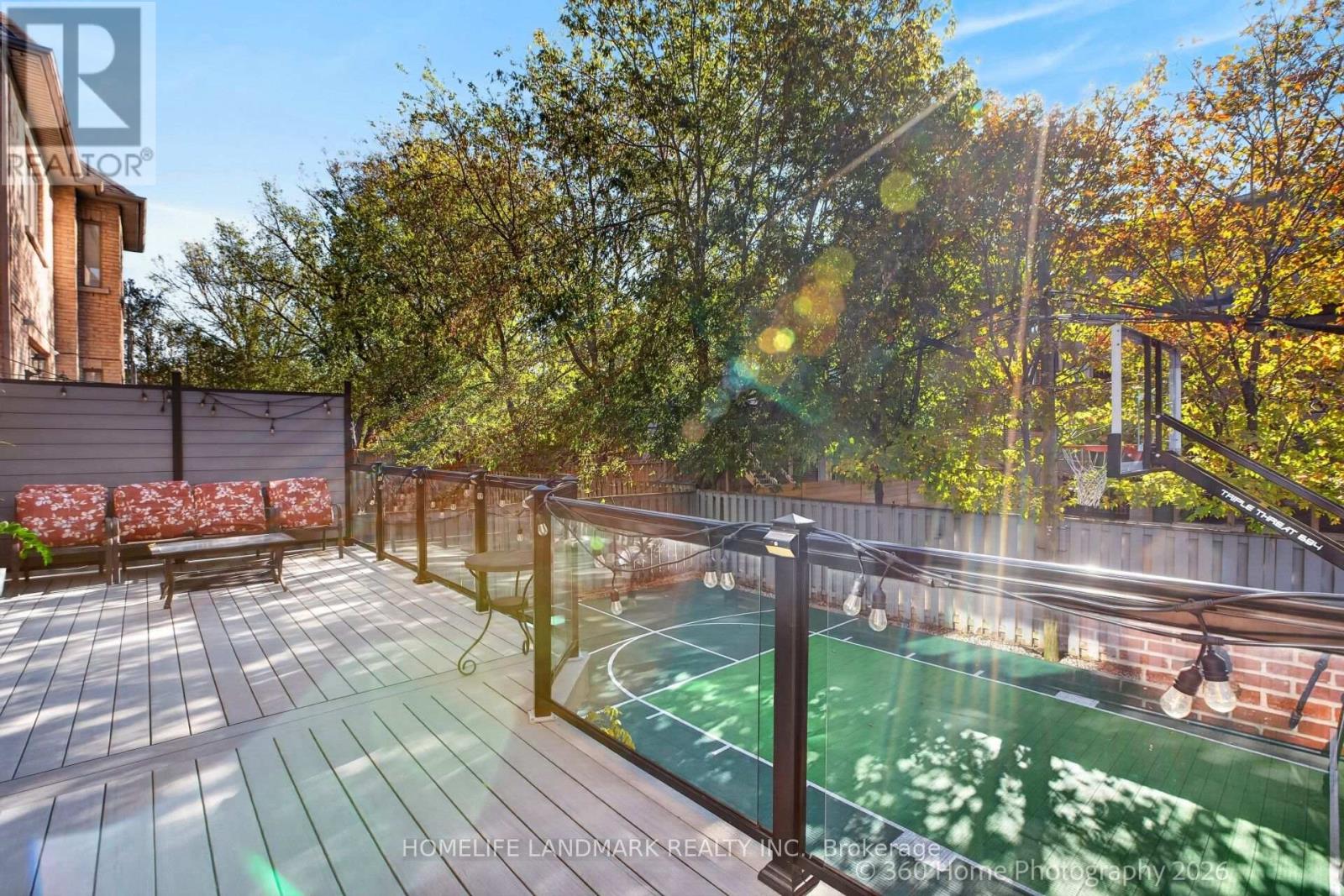 83 Stormont Avenue, Toronto, ON photo 34